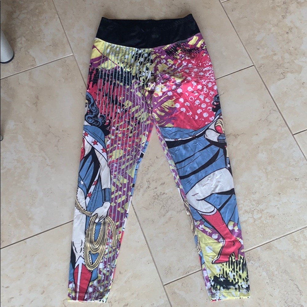 Wonder Woman leggings